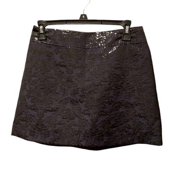 Abercrombie & Fitch Dresses & Skirts - Abercrombie & Fitch Brocade Jacquard Mini Skirt Navy & Black Size 2 NWOT